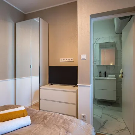 Balatonic Moon&sun Apartmanhaz דירה