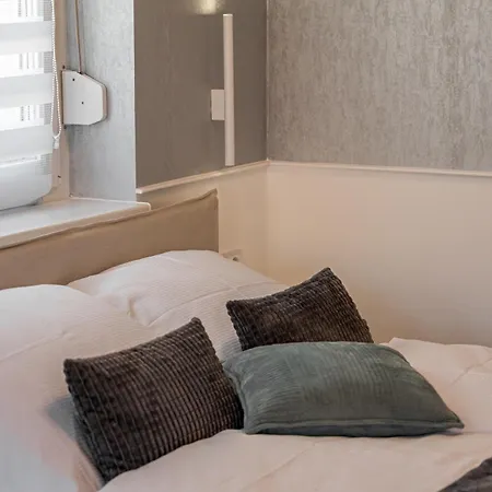 Balatonic Moon&sun Apartmanhaz * Siofok