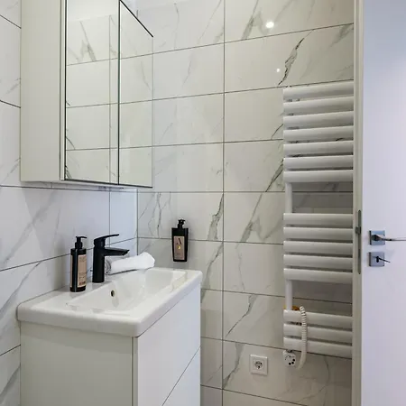 Balatonic Moon&sun Apartmanhaz Daire Siofok